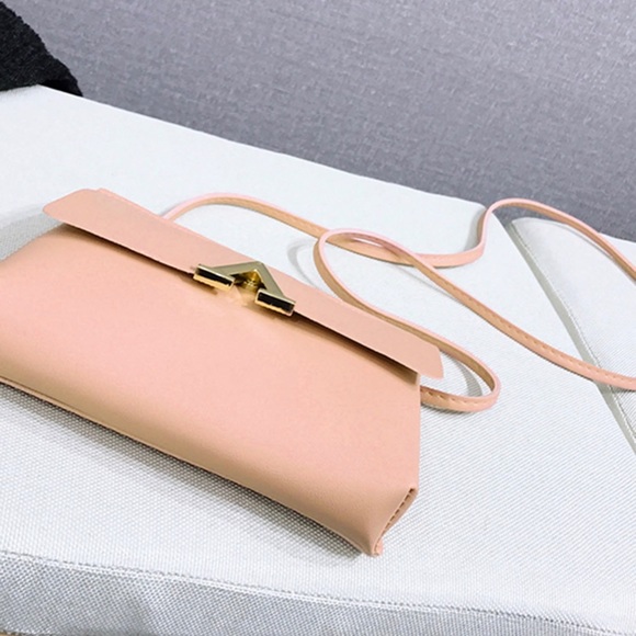 Purse - Picture 2 of 5